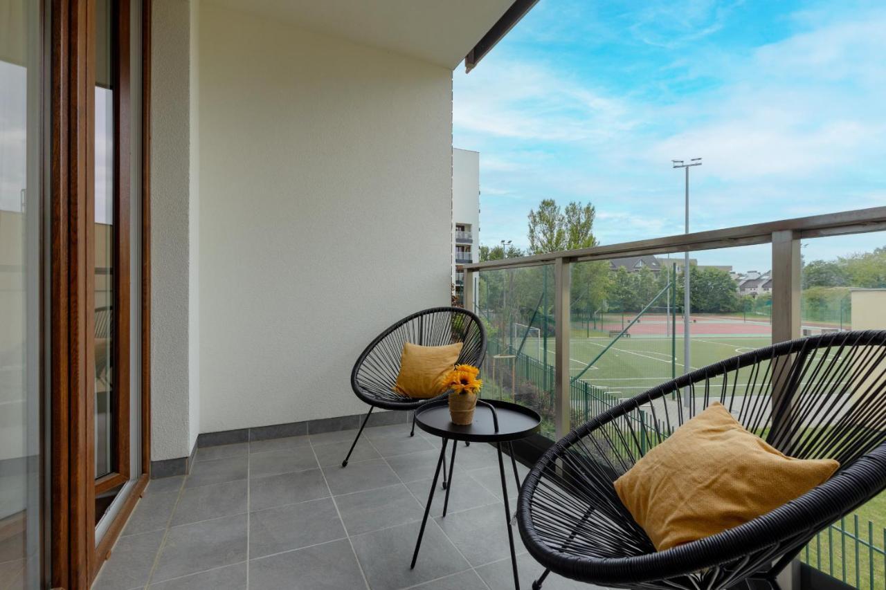Stunning Family Apartment Ursynow With Parking & Balcony By Noclegi Renters Варшава Экстерьер фото